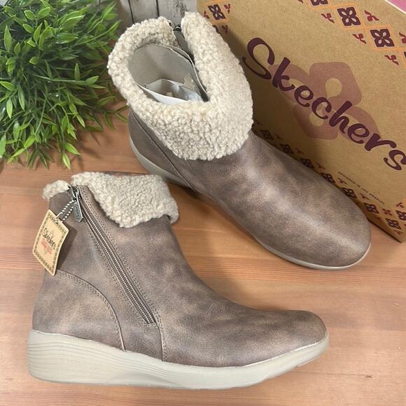 Skechers New Rumour Arya Fold Over Faux Fur Booties Size 11 - Picture 1 of 10